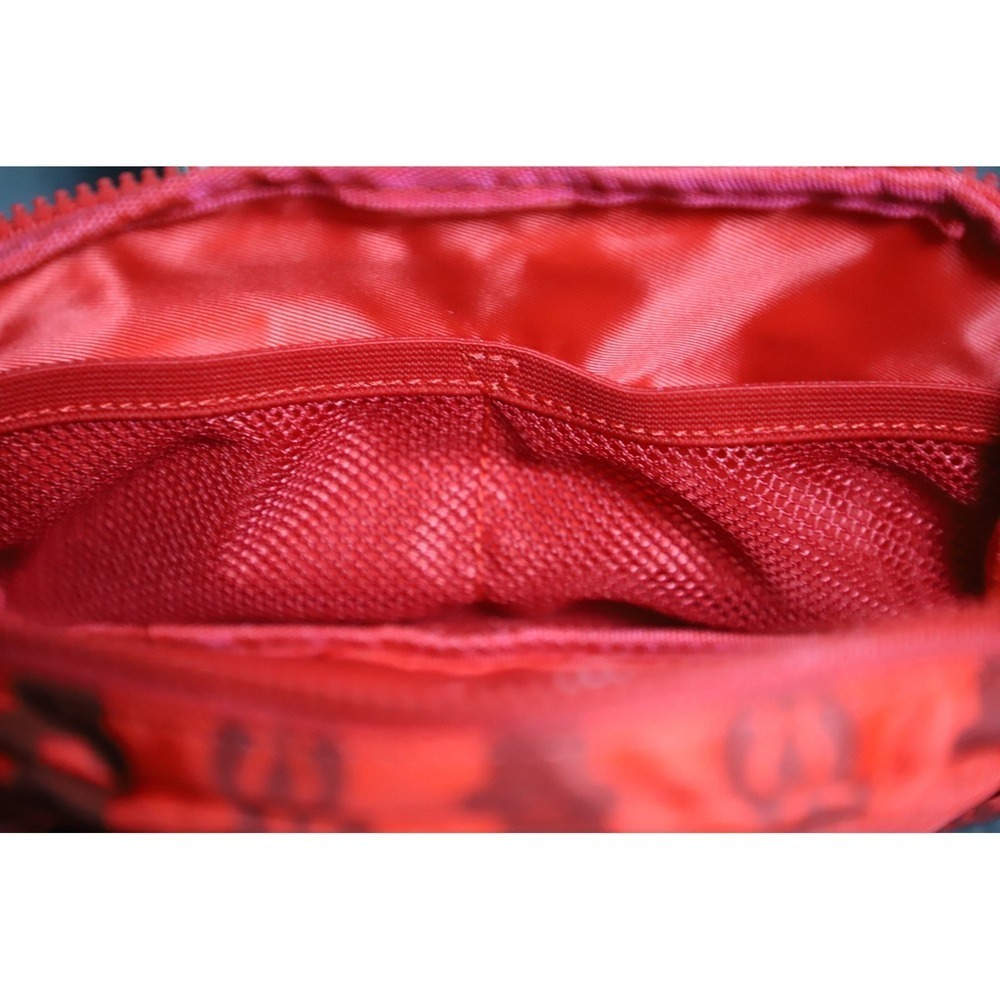 Lululemon x Disney Mickey Mouse Red Everywhere Belt Bag Fanny Pack NWT Rare - Picture 8 of 12
